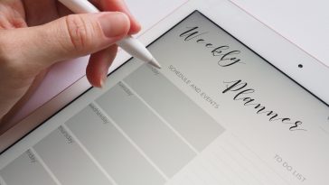 Photo by Plush Design Studio on Unsplash