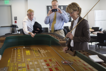 The best books to learn about bets and casinos for dummies